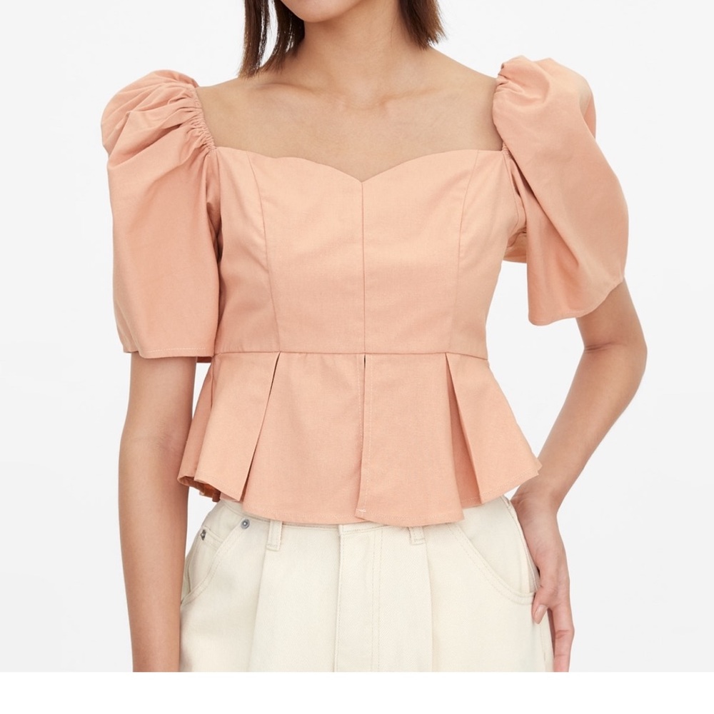 Sweetheart Center Slit Peplum Blouse - S